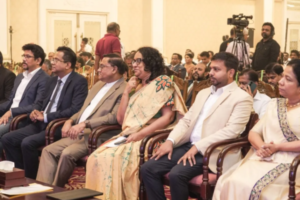 புலம்பெயர் இலங்கையர்கள் தொடர்பில் அரசாங்கத்தின் உறுதி | Diaspora Srilankans Tamil Diaspora Harini புலம்பெயர் இலங்கையர்கள் தொடர்பில் அரசாங்கத்தின் உறுதி | Diaspora Srilankans Tamil Diaspora Harini