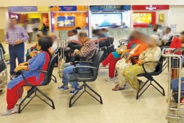 රට යන තරුණියන් මේ ගැන දැඩි අවධානයෙන් සිටින්න..ඩොලර් 5000ට කරන දේ මෙන්න..