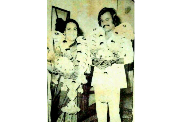 நடிகர் ரஜினிகாந்த், லதாவின் திருமண புகைப்படத்தை பார்த்துள்ளீர்களா.. அழகிய ஜோடியின் புகைப்படம் | Rajinikanth Latha Marriage Photo