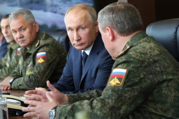 ரஷ்ய ராணுவ தளபதிகள் புடின் இடையே மோதல்! உக்ரைனில் போர் நடக்கும் சூழலில் திடீர் திருப்பம்