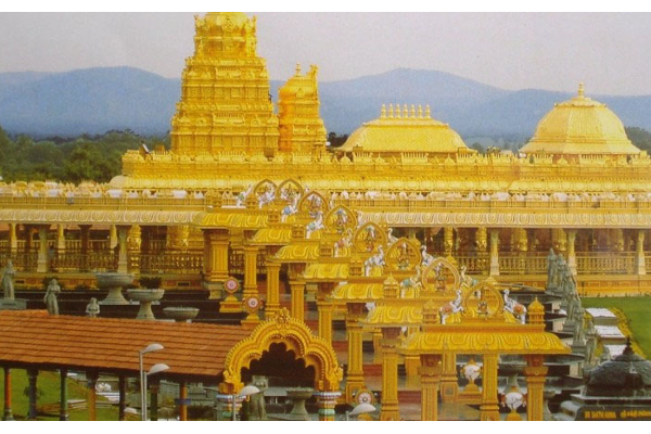 15,000 கிலோ தங்கத்தால் கட்டப்பட்ட கோவில் பற்றி தெரியுமா? | Golden Temple Vellore Sri Lakshmi Narayani Golden