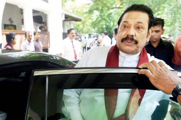 மகிந்தவின் பாதுகாப்பில் வலுத்துள்ள சிக்கல்: வாகனங்கள் இல்லாத நிலையில் அதிகாரிகள் | Mahinda Rajapaksha Vehicles Npp Anura