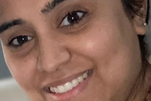 அமெரிக்காவில் இடிந்து விழுந்த அடுக்கு மாடி குடியிருப்பில் குடும்பத்துடன் சிக்கியுள்ள பிரித்தானிய கர்ப்பிணிப்பெண் | Pregnant British Mother Daughter And Husband