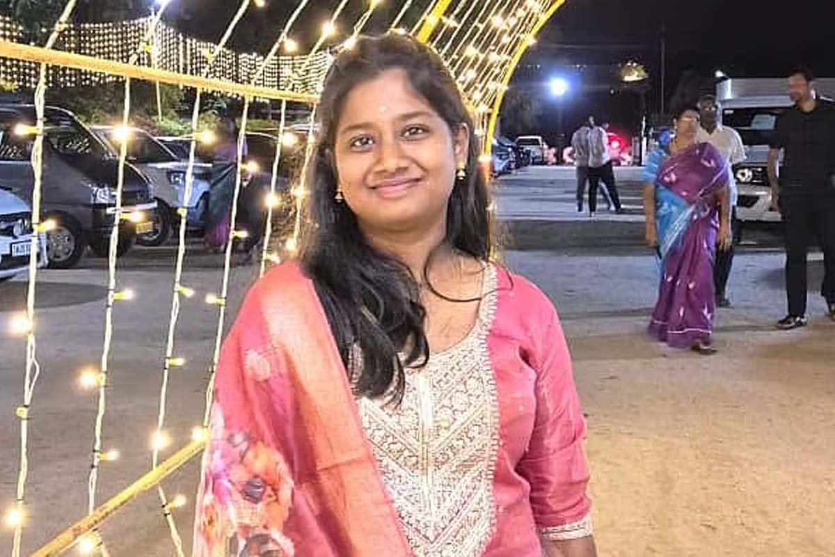 மாணவியின் உயிரை பறித்த நீட் தேர்வு... சித்தப்பாவிற்கு அனுப்பிய கடைசி மெசேஜ் | Neet Exam Tension Student Sudden Death மாணவியின் உயிரை பறித்த நீட் தேர்வு... சித்தப்பாவிற்கு அனுப்பிய கடைசி மெசேஜ் | Neet Exam Tension Student Sudden Death