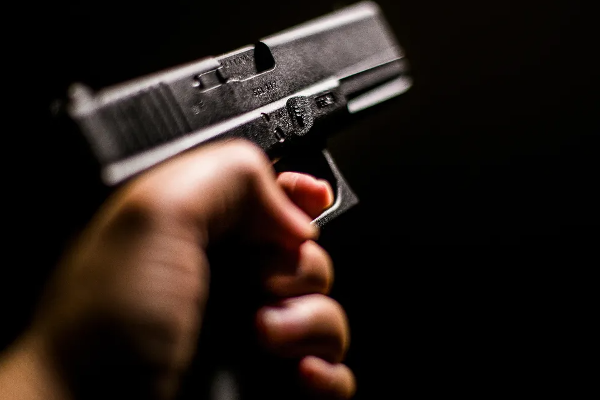 அம்பலாங்கொடையில் இடம்பெற்ற திடீர் துப்பாக்கிச் சூடு! | A Sudden Shooting In Ambalangoda
