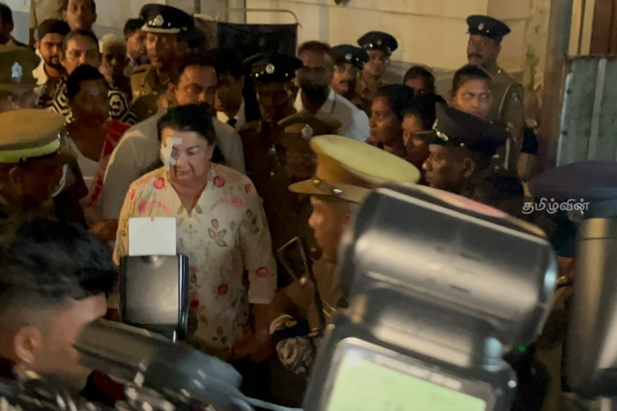 ஷிரந்தி எமது கட்சியின் உறுப்பினர் அல்ல! நாட்டை விட்டு ஓடப் போகும் திருடனைப் போல கைது : பொதுஜன பெரமுன அறிவிப்பு | Shiranthi Rajapaksa Arrested