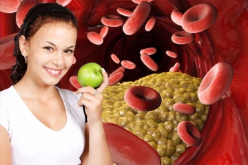 தினமும் 2 ஆப்பிள் சாப்பிட்டால் கொலஸ்ட்ரோலில் இருந்து தப்பிக்கலாம்