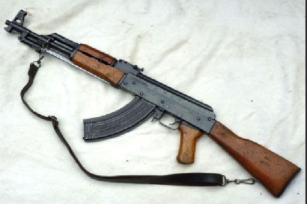 சிறிலங்கா இராணுவமுகாமிலிருந்து காணாமற்போன துப்பாக்கியால் பல படுகொலைகள் : வெளிவரும் அதிர்ச்சி தகவல் | Underworld Killings South T 56 From Military Base