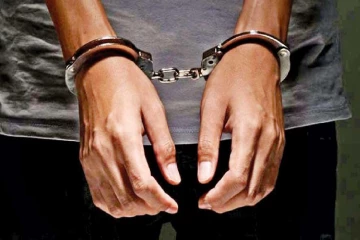 பாடசாலை கணினிப் பிரிவை உடைத்து திருட்டு ; ஆபத்தான பொருளுடன் சிக்கிய சந்தேக நபர்