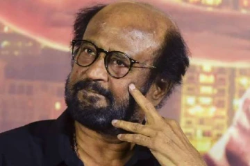 அண்ணாத்த படத்தால் கோடி கணக்கில் தனது சம்பளத்தை குறைத்து கொண்ட  ரஜினி!