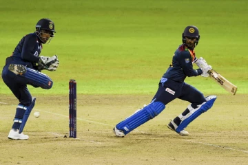 கடைசி 2 ஓவர்களில் திருப்புமுனை: த்ரில் வெற்றி பெற்றது இலங்கை