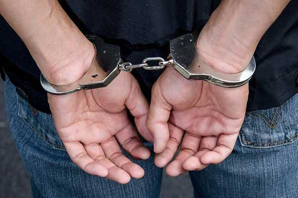 சிறைச்சாலையில் இருந்து கைதி ஒருவர் தப்பி ஓட்டம் | Prisoner Escapes From The Prison