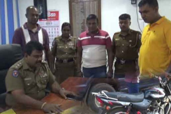 டுபாய் இஷாராவின் உதவியாளர்கள் மூவர் அதிரடியாக கைது | Three Henchmen Dubai Ishara Arrested With Drugs
