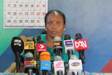 சாரா உயிருடன் இல்லை! கணவரை விடுதலை செய்யுங்கள் - தேவகுமாரின் மனைவி கோரிக்கை