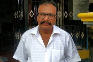 கொரோனா ஊரடங்கில் சாலையை சீரமைத்து அசத்திய சமூக ஆர்வலர்