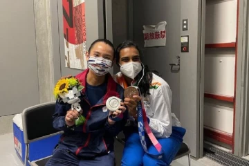 சிந்து சொன்ன அந்த வார்த்தைகள் என்னை அழ வைத்தது! சீன வீராங்கனையின் நெகிழ்ச்சி பதிவு