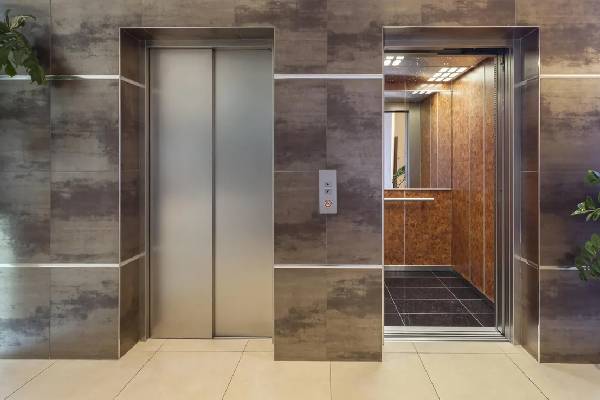 எல்லா லிப்ட்களிலும் கண்ணாடி வைப்பது ஏன்னு தெரியுமா? வியக்க வைக்கும் காரணம்! | Why Do All Lift Have Mirrors Inside Shocking Truth