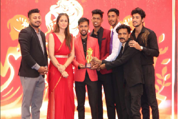 இலங்கையில் பிரபல நடிகை சிம்ரன் தலைமையில் பட்டமளிப்பு விழா | Graduation Ceremony Gampaha Actress Simran
