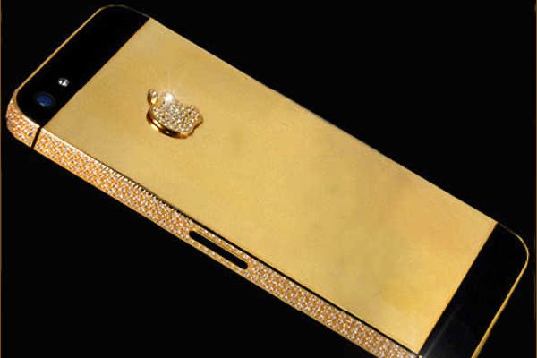 The Falcon Supernova iPhone 6 Pink Diamond, Stuart Hughes iPhone priceVertu Signature Cobra price, Gresso Luxor Las Vegas Jackpot, Diamond Crypto Smartphone price, Goldvish Le Million, most expensive phone price, luxury tech gadgets, phones for billionaires, most expensive phones in the world,luxury smartphones, most expensive phone, gold and diamond phones, collector phones, The World