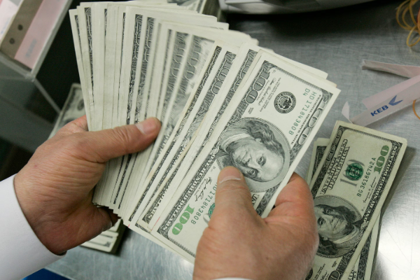 இன்றைய இளைய தலைமுறையினரால் ஏன் பணக்காரர்கள் ஆகமுடிவதில்லை? | How Baby Boomers Got So Rich Why Not Younger Gen