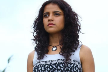 வீட்டை விட்டு ஓடி வந்து, ரயில் நிலையத்தில் 2 நாள் தூங்கிய ஏகன் பட நடிகை! - அதிர்ச்சி தகவல்