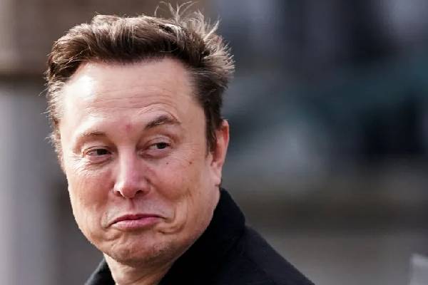 எலான் மஸ்க்கின் 1 ட்ரில்லியன் டொலர் சம்பளம் கனவு தகர்ந்தது | Elon Musk Tesla Pay Deal Rejected