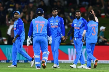 மிரட்டிய பந்துவீச்சாளர்கள் 65 ரன்கள் வித்தியாசத்தில் இந்திய அணி அபார வெற்றி