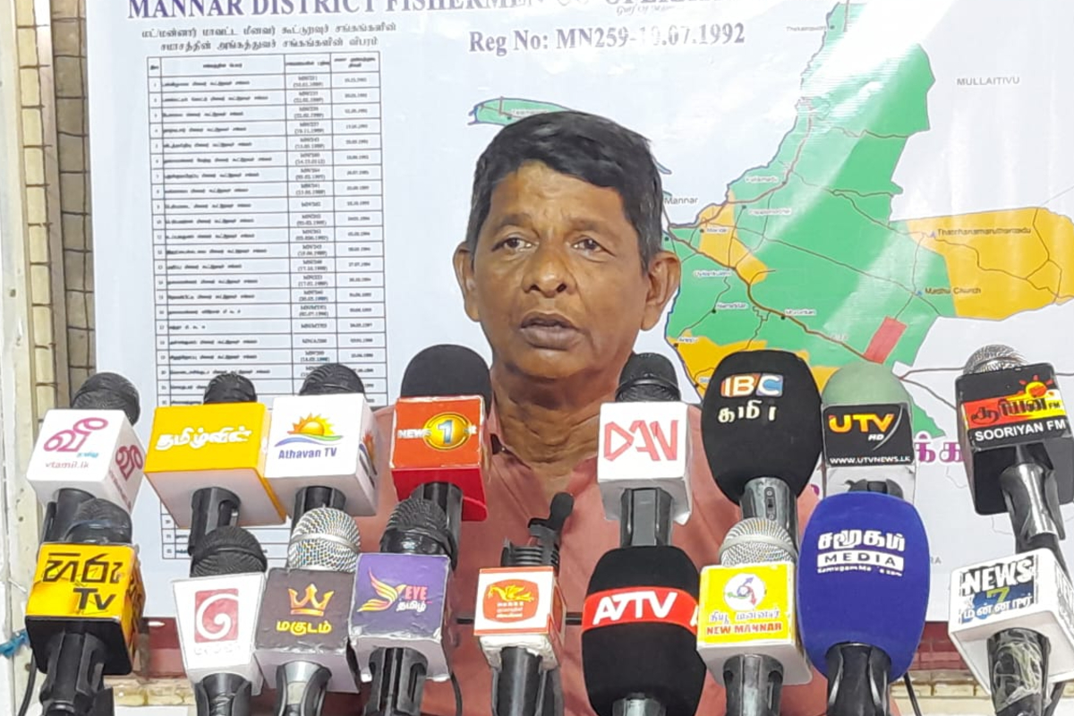 இலங்கையின் தென்பகுதி வரை நீடித்த இந்திய கடற்றொழிலாளர்களின் ஊடுருவல் | The Infiltration Indian Fishermen Continued South இலங்கையின் தென்பகுதி வரை நீடித்த இந்திய கடற்றொழிலாளர்களின் ஊடுருவல் | The Infiltration Indian Fishermen Continued South