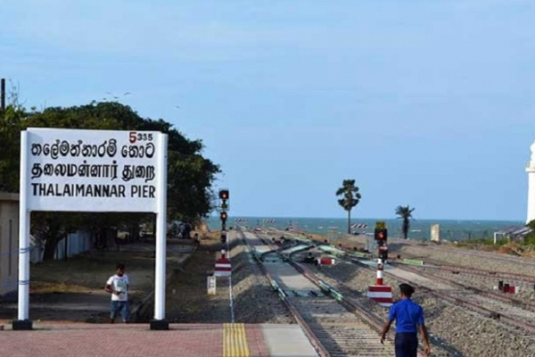 18 வருடங்களின் பின் தாயகம் திரும்பி கடற்படையிடம் சிக்கிய குடும்பஸ்தருக்கு நேர்ந்த பரிதாபம் | Attack On Family Of Chieftain Who Arrived By Sea