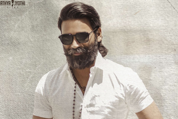 விஜய்யின் லியோவுடன் மோதும் தனுஷ் படம்.. தயாரிப்பாளரே கொடுத்த தகவல் | Dhanush S Captain Miller To Clash With Leo விஜய்யின் லியோவுடன் மோதும் தனுஷ் படம்.. தயாரிப்பாளரே கொடுத்த தகவல் | Dhanush S Captain Miller To Clash With Leo