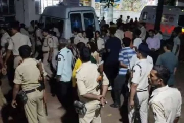 ரூ.400க்கு நடந்த துப்பாக்கி சண்டையில் 3 பேர் சுட்டுக்கொலை!