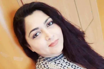 முன்னணி நடிகைகளை பொறாமைப் படவைத்த குஷ்புவின் புதிய புகைப்படம்: உடல் எடையை குறைத்தது இதற்கு தானா?