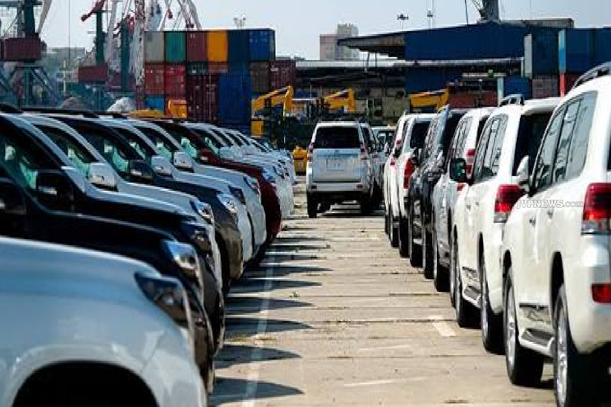 பல ஆண்டுகளின் பின் வாகன இறக்குமதிக்கான கட்டுப்பாடு தளர்வு | Relaxation Of Restrictions On Vehicle Imports பல ஆண்டுகளின் பின் வாகன இறக்குமதிக்கான கட்டுப்பாடு தளர்வு | Relaxation Of Restrictions On Vehicle Imports