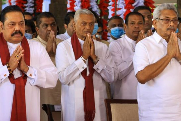 பலமிக்க மதத் தலைவர்களின் உதவியுடன் சிறிலங்கா அரசியலில் ஏற்படவுள்ள பாரிய மாற்றம்! - ஐபிசி தமிழ்