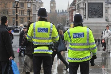 லண்டனில் பரபரப்பை ஏற்படுத்திய துப்பாக்கிச் சூடு!