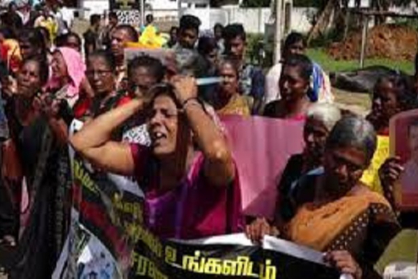 எமது உறவுகளைத் தேடி நடு வீதியில் நாம் போராடும் போது தென்னிலங்கையில் பல மில்லியனில் கொண்டாட்டம்! | Sl Independence Day Balack Day Missing Persons