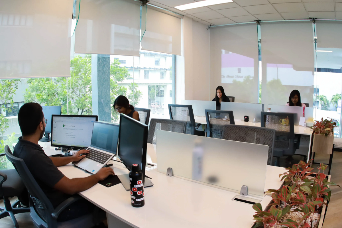 புதன்கிழமை விடுமுறை; தனியார் துறைக்கு அரசாங்கம் வேண்டுகோள்! | Sl Wednesday Holiday Gov Appeals Private Sector