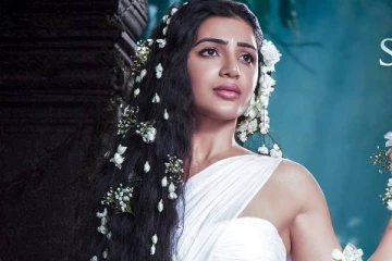 கேக் வெட்டி பிறந்தநாளை கொண்டாடிய நடிகை சமந்தா- யாருடன் பாருங்க