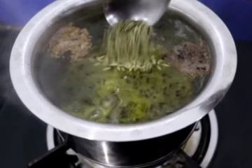 வெறும் ஒரே வாரத்தில் வயிற்றை குறைக்க இந்த பானத்தை தினமும் ஒரு டம்ளர் குடிங்க...!