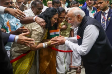 இலங்கை மக்களால் நெகிழ்ச்சியில் மோடி ; தமிழில் வெளியிட்ட பதிவு