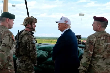 ஈரானை சுற்றிவளைக்கும் அமெரிக்காவின் பாரிய இராணுவ நகர்வு.. திரைமறைவில் ட்ரம்பின் இரகசிய திட்டம்