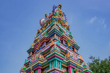 யாழில் ஆலய வழிபாட்டில் ஈடுபட்டிருந்த மூதாட்டியை மோதிய லொறி