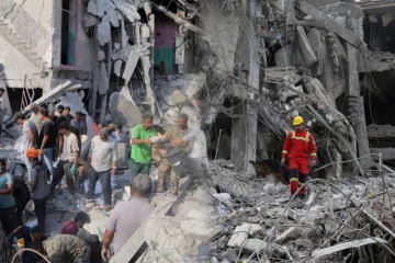 ஈரானில் கல்வி நிறுவனங்கள் மீது தாக்குதல்! நூற்றுக்கணக்கானோர் பலி