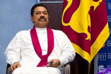 அரசியலில் இருந்து ஓய்வு; மஹிந்த கூறுவது என்ன?