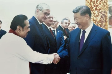 பழைய நண்பரான சீன ஜனாதிபதியை சந்தித்த மகிந்த ராஜபக்ச