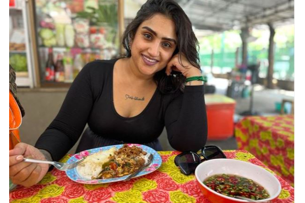 நடிகையும், பிக்பாஸ் பிரபலமுமான வனிதா விஜயகுமார் மதம் மாறிவிட்டாரா?- இந்த மதம் தானா? | Vanitha Vijayakumar About Her Religion