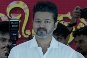 நடிகர் விஜய்யுடன் 80ஸ் கதாநாயகி எடுத்த புகைப்படம்.. யார் தெரியுமா, இதோ பாருங்க