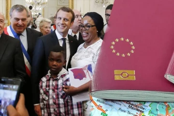 பிரான்ஸ் குடியுரிமை பெறுவது எப்படி? முக்கிய தகவல்கள்