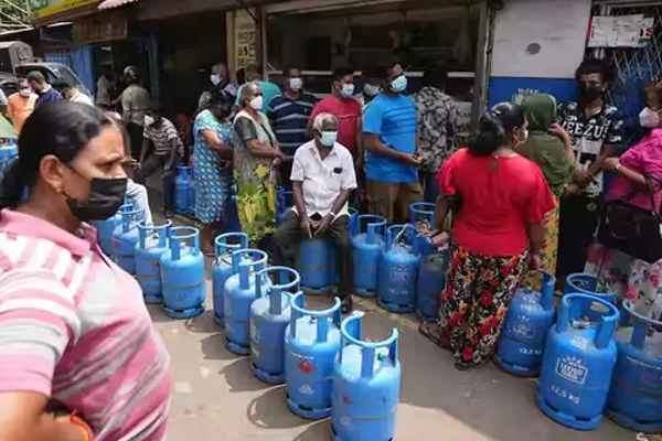 நாட்டில் மீண்டும் எரிவாயு தட்டுப்பாடு ! | Gas Shortage In The Country Again