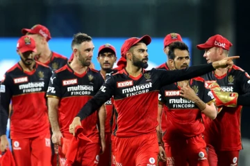 RCB அணிக்கு ஆரம்பித்த தலைவலி - முக்கிய வீரருக்கு கால் முறிவு!